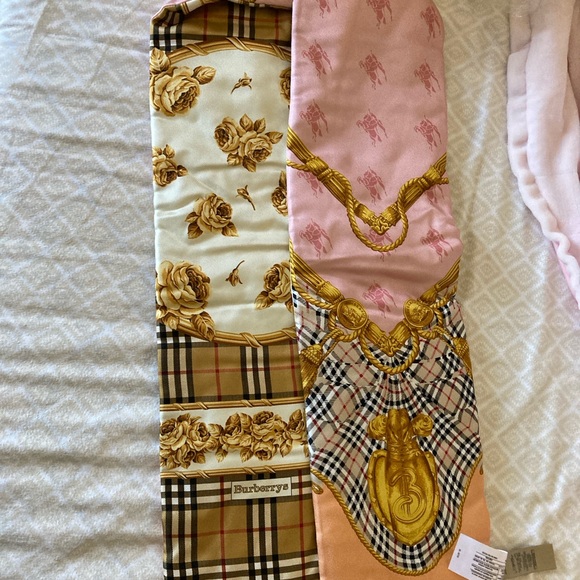 Burberry Silk Archive Prints Puffer Scarf - Picture 4 of 7